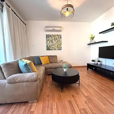 One Bedroom Flat In 아파트