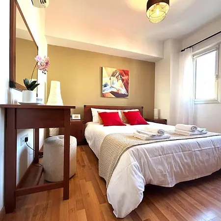 Flat In Center Διαμέρισμα *